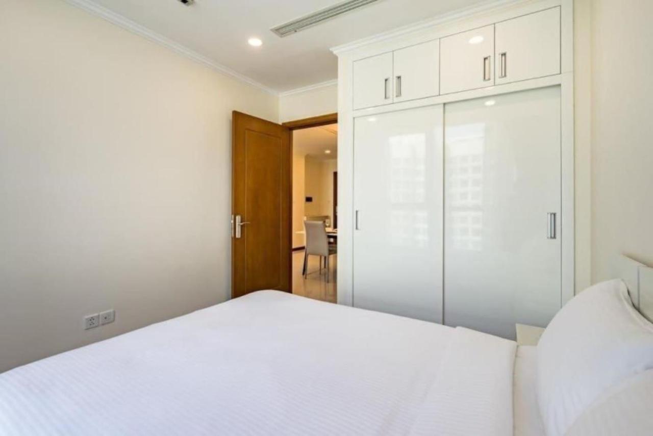 Vinhomes Landmark Apt Renovation 2025 By Bevista Ho Chi Minh City Exterior photo
